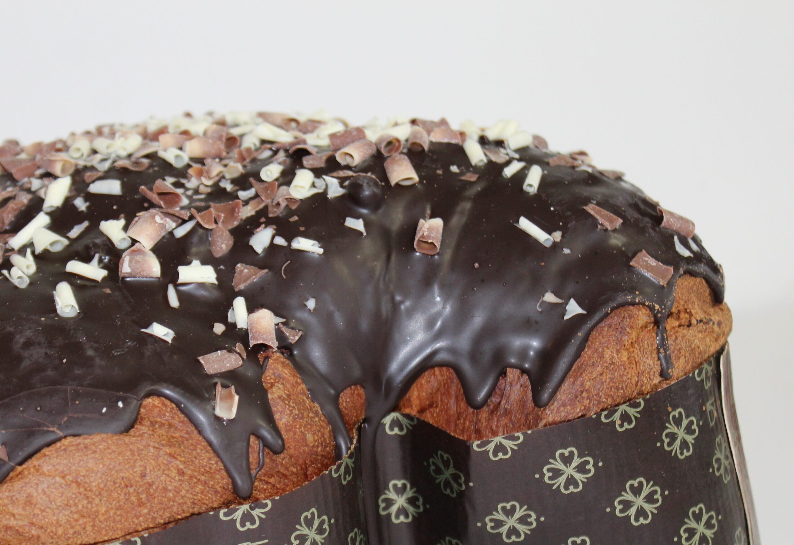 Colomba tris di cioccolati